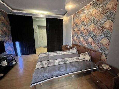 Rent a 3k apartment near the center of the capital, Kyiv - apartment by the day
