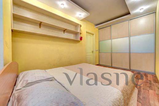 Podobova rent 3k apartment, Kyiv - apartment by the day