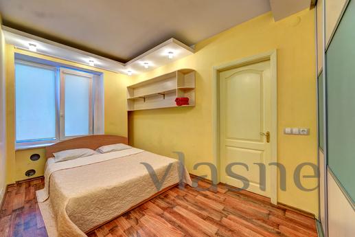 Podobova rent 3k apartment, Kyiv - apartment by the day