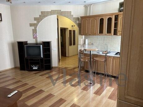 Rent a 3k apartment near the center of Kiev, Kyiv - apartment by the day