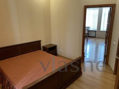 Rent a 3k apartment near the center of Kiev, Kyiv - apartment by the day