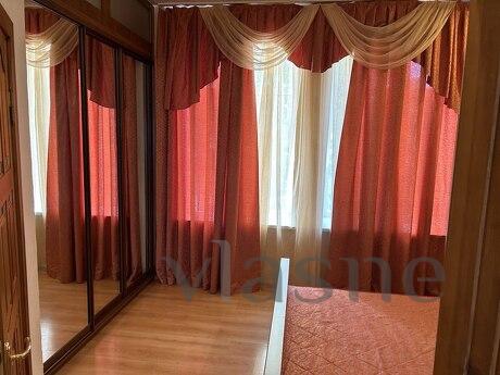 Rent a 3k apartment near the center of Kiev, Kyiv - apartment by the day