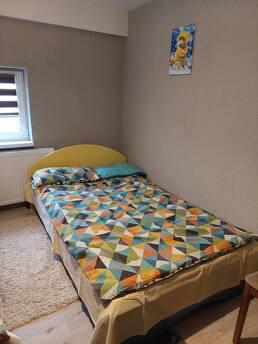 It’s warm to live like it’s behind the terrace, Mukacheve - apartment by the day