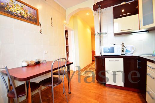 Spacious 2-bedroom apartment on the Clic, Moscow - apartment by the day