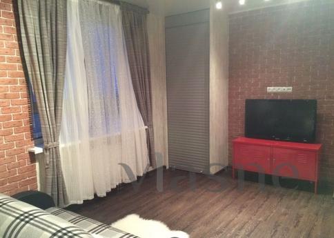 Stylish studio apartment in a prime dist, Saint Petersburg - apartment by the day