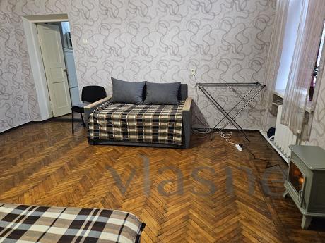 Оренда 1 кімнатна квартира  Вокзальна ме, Киев - квартира посуточно