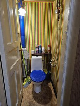 Оренда 1 кімнатна квартира  Вокзальна ме, Киев - квартира посуточно