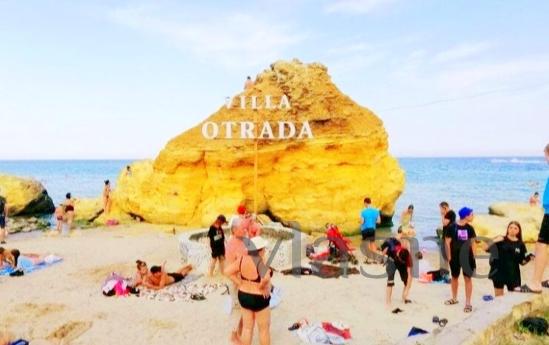 Daily apartment rentals near the railway station. Otrada Beach., Odessa - apartment by the day