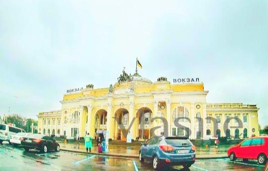 Daily apartment rentals near the railway station. Otrada Beach., Odessa - apartment by the day