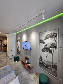 5 minutes to the beach. Designer apartment!, Odessa - apartment by the day
