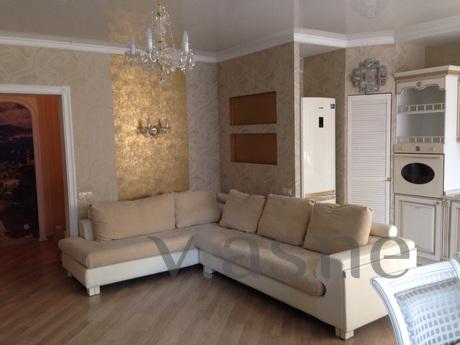 Beautiful apartment in the center, Irkutsk - apartment by the day