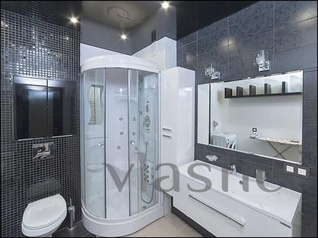 Luxury apartments in Moscow Hill, Yekaterinburg - apartment by the day