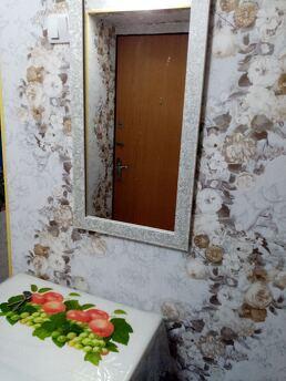 I will rent a hotel room for a day with 4 beds., Chernomorsk (Illichivsk) - apartment by the day