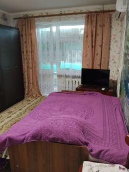 I will rent a hotel room for a day with 4 beds., Chernomorsk (Illichivsk) - apartment by the day