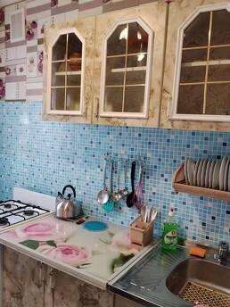 I will rent a hotel room for a day with 4 beds., Chernomorsk (Illichivsk) - apartment by the day