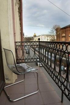 Flat in the center with a gorgeous view, Saint Petersburg - apartment by the day