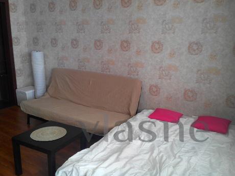 apartment in a quiet location, Novosibirsk - apartment by the day