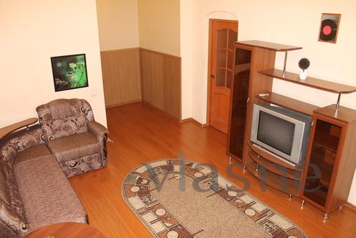 2 bedroom apartment the center, Perm - apartment by the day