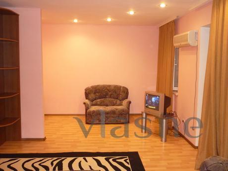 1-room apartment in Omsk, Omsk - apartment by the day