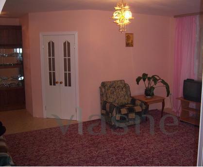 2-bedroom apartment in Omsk, Omsk - apartment by the day