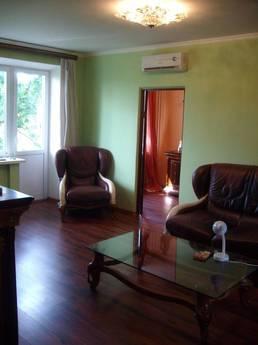 I rent an apartment, 2 to 45 m² apartment on the 4th floor o