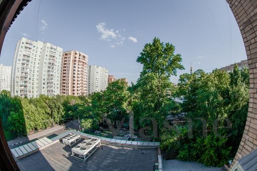 Трехкомнатные апартамент в тихом центре, Москва - квартира посуточно