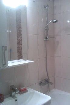 Two bedroom apartment in the city center, Belgorod - apartment by the day