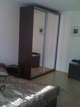 Excellent apartment in the metro !!!, Novosibirsk - apartment by the day