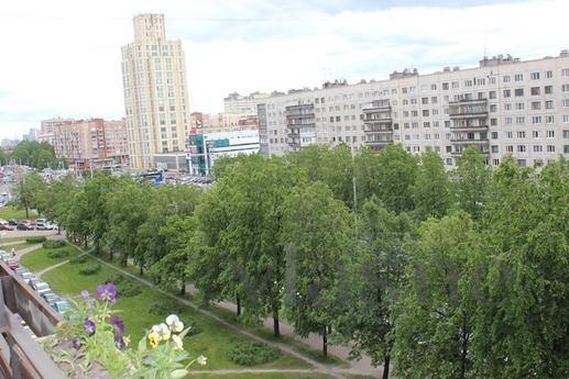 Уютная квартира рядом с метро, Санкт-Петербург - квартира посуточно