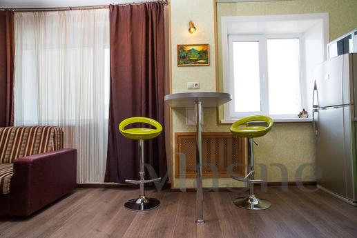 Уютная премиум-студия в центре у метро, Новосибирск - квартира посуточно