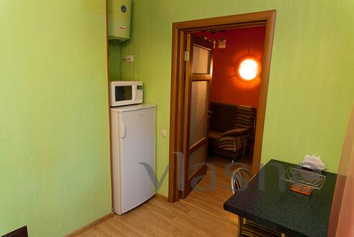 Уютная двухкомнатная в центре у метро, Новосибирск - квартира посуточно
