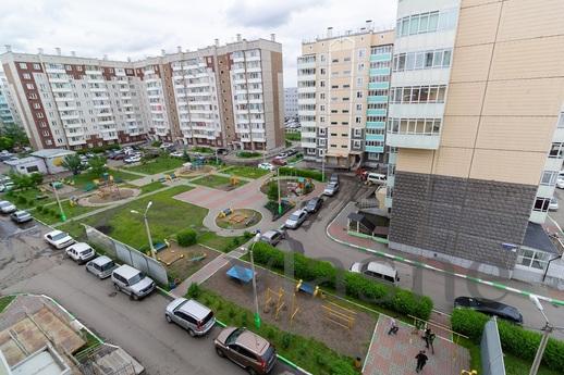 возле онкологического диспансера, Красноярск - квартира посуточно