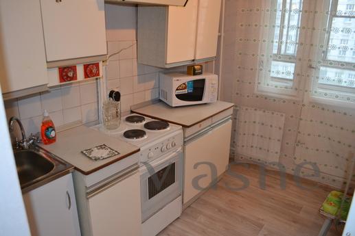 1a spacious bedroom apartment in 5 minutes from the metro, f