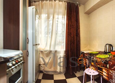 One bedroom apartment with a good repair, Krasnodar - apartment by the day